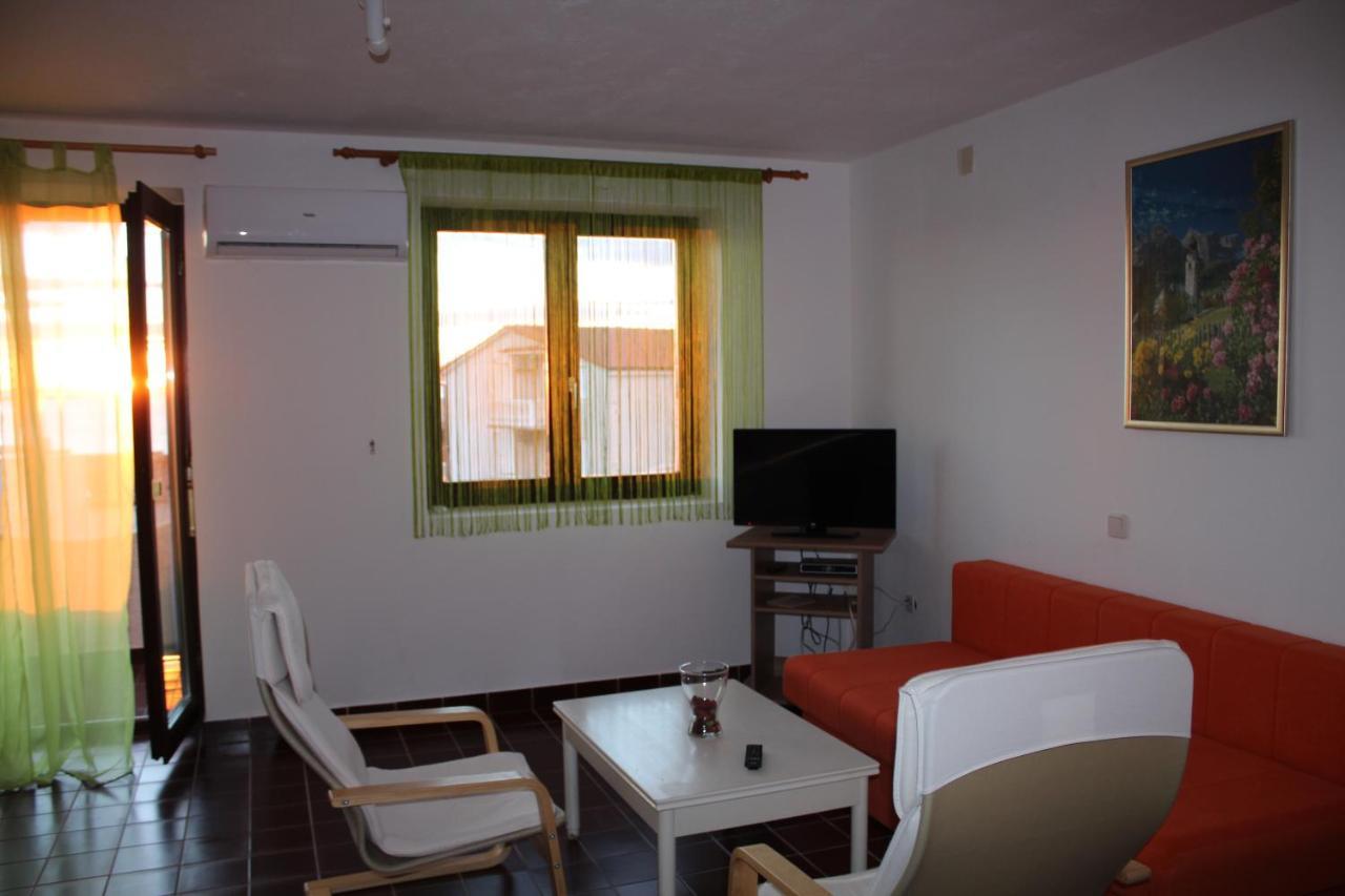 Apartments Baka Jelka Mandre Ngoại thất bức ảnh