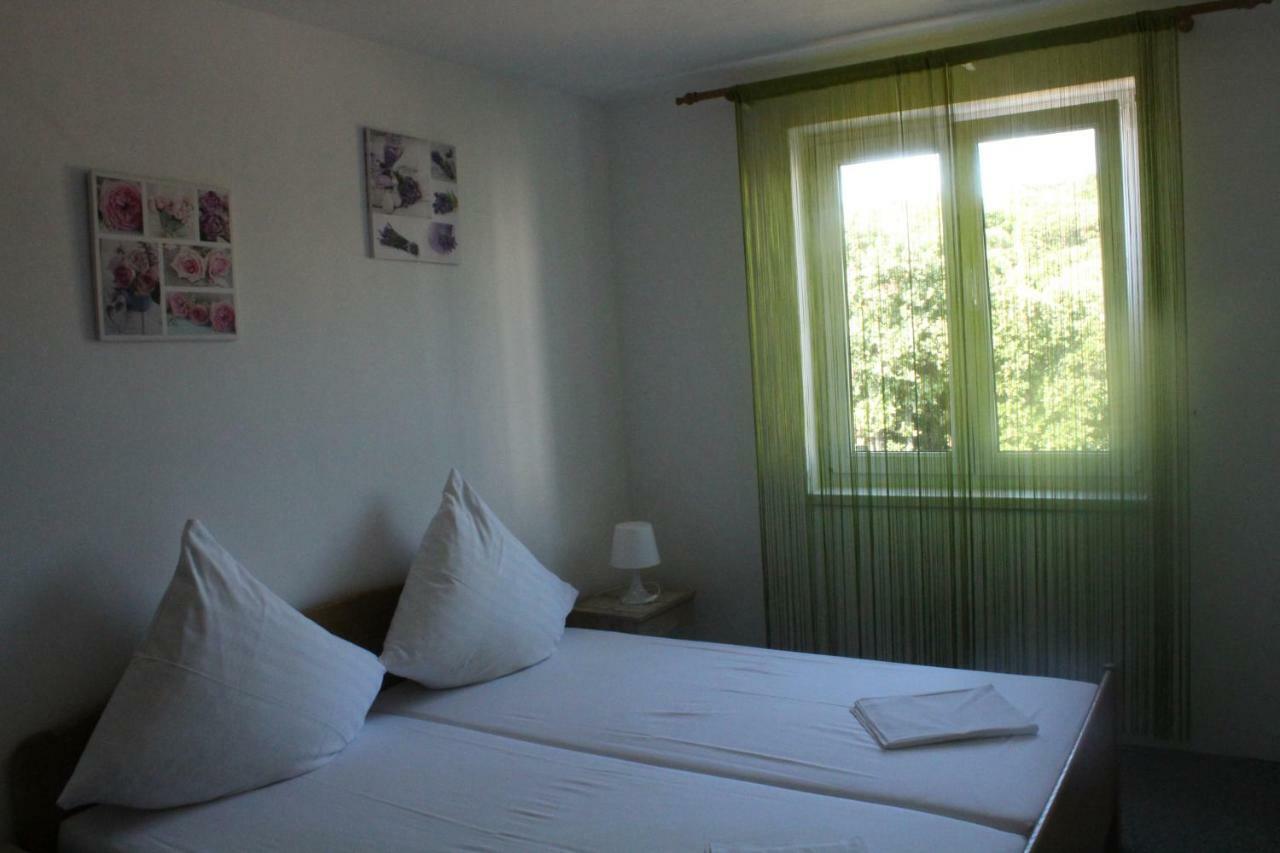 Apartments Baka Jelka Mandre Ngoại thất bức ảnh