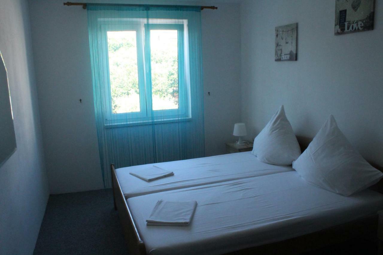 Apartments Baka Jelka Mandre Ngoại thất bức ảnh